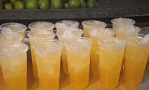 Jualan Es Jeruk Peras, Peluang Usaha Minuman Segar yang Menjanjikan